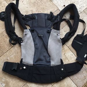 Lillebaby carrier Black and Tan